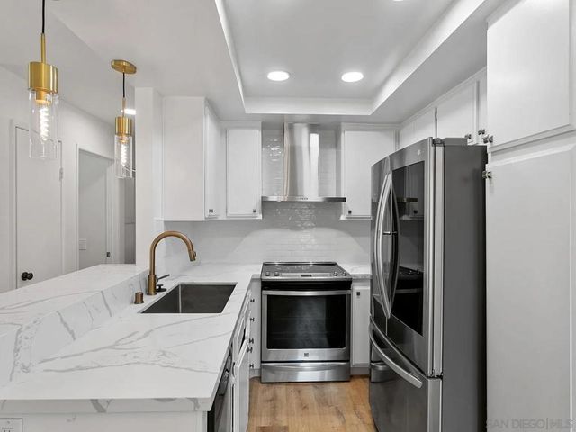 8795 Gilman Dr C, San Diego, CA 92037