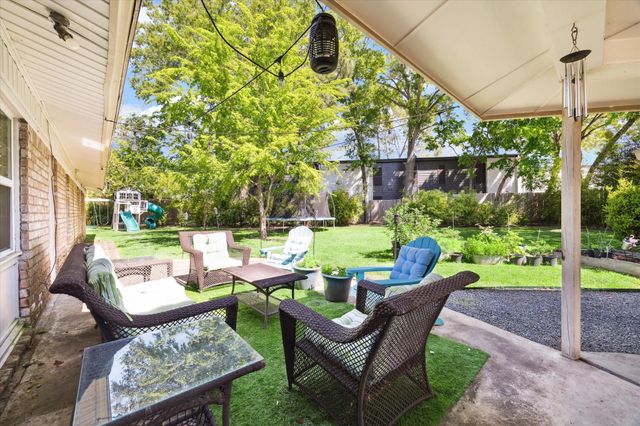 1515 Durango Drive, Houston, TX 77055