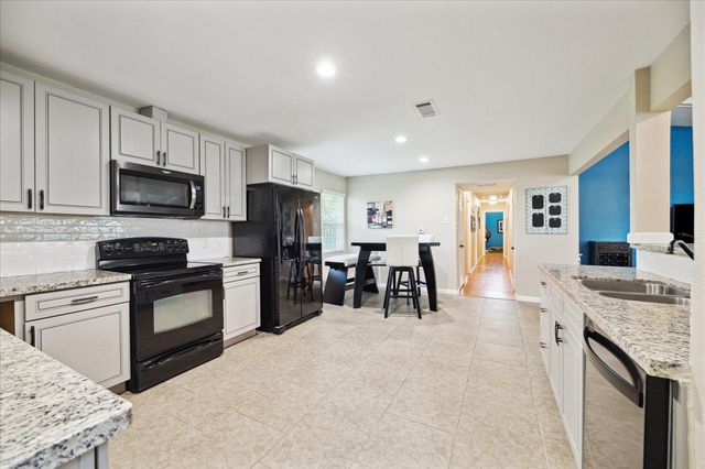 1515 Durango Drive, Houston, TX 77055