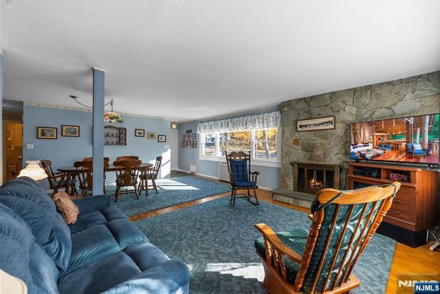 45 Ballentine Drive, North Haledon, NJ 07508