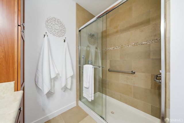 2401 44th Avenue 1, San Francisco, CA 94116