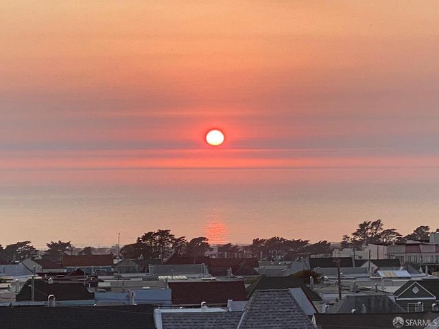 2401 44th Avenue 1, San Francisco, CA 94116