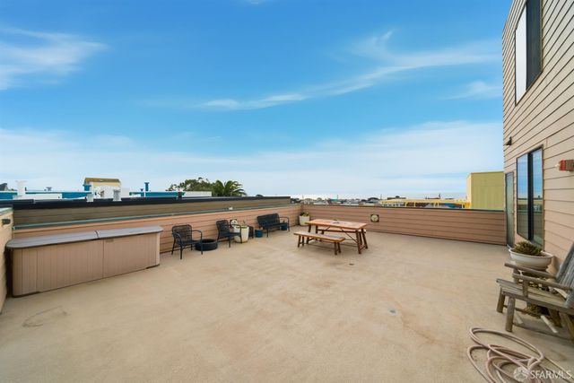 2401 44th Avenue 1, San Francisco, CA 94116