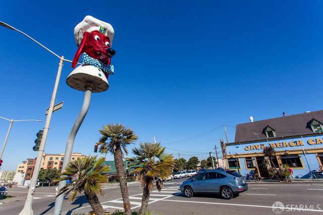 2401 44th Avenue 1, San Francisco, CA 94116