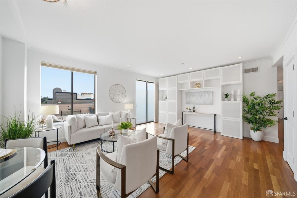 2401 44th Avenue 1, San Francisco, CA 94116