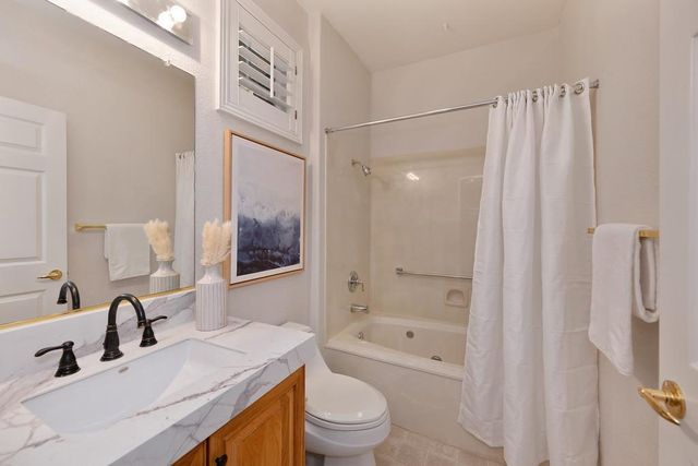 6014 Timberlodge Ln, Roseville, CA 95747