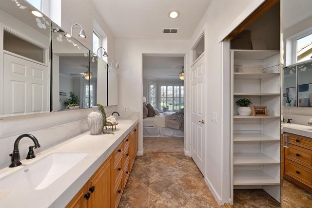 6014 Timberlodge Ln, Roseville, CA 95747