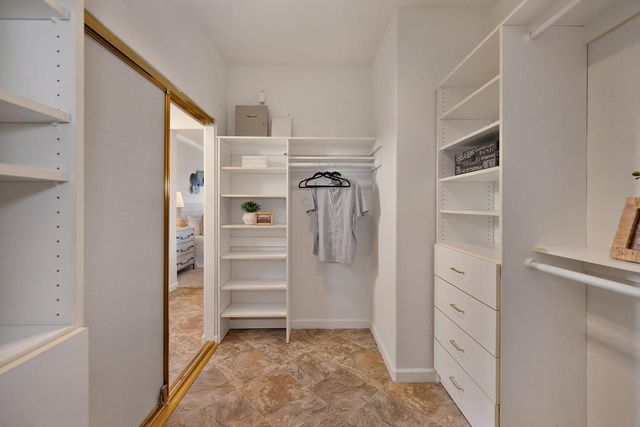 6014 Timberlodge Ln, Roseville, CA 95747