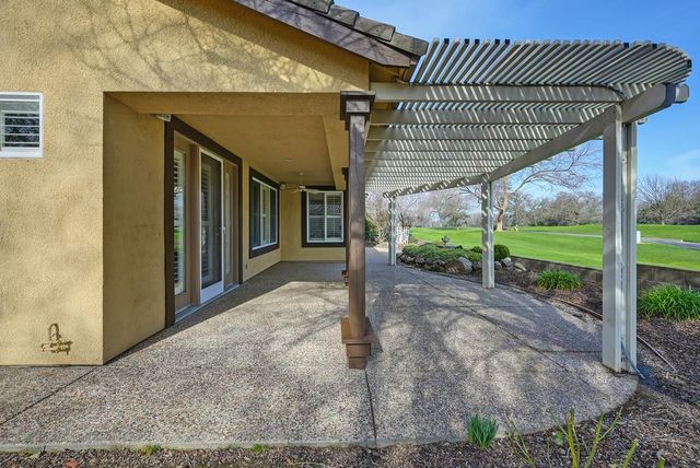6014 Timberlodge Ln, Roseville, CA 95747