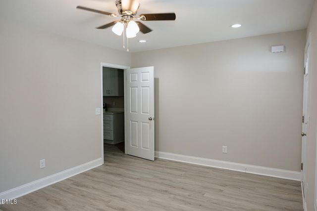 291 Knight Road, Broadway, NC 27505