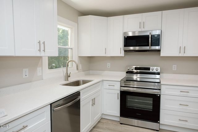 291 Knight Road, Broadway, NC 27505
