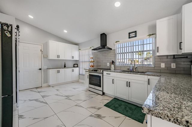 12004 COLONIAL ESTATES LANE, Riverview, FL 33579