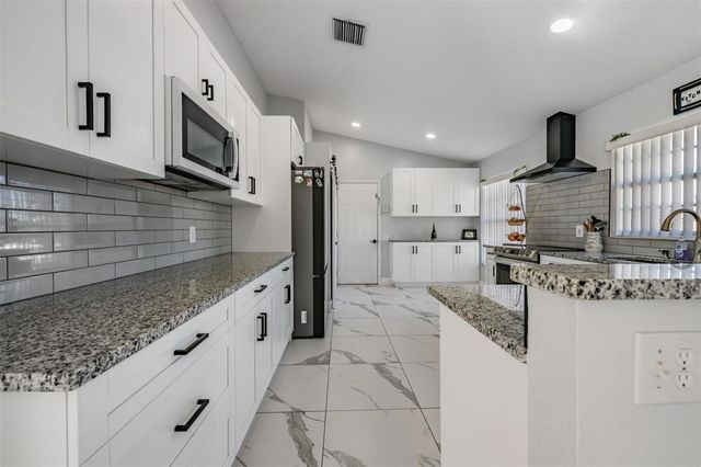 12004 COLONIAL ESTATES LANE, Riverview, FL 33579