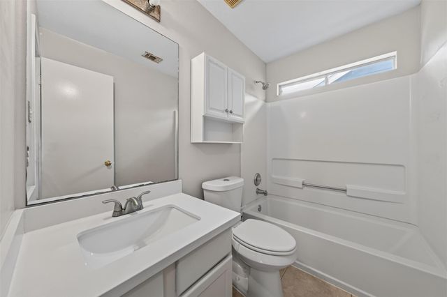 11811 Fossil Rock Lane, Houston, TX 77034