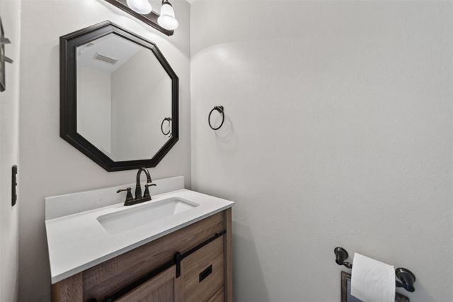 11811 Fossil Rock Lane, Houston, TX 77034