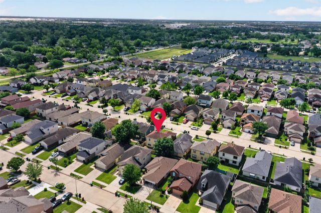11811 Fossil Rock Lane, Houston, TX 77034