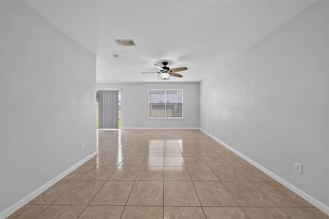 11811 Fossil Rock Lane, Houston, TX 77034