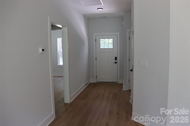 605 E Robinson Street, Dallas, NC 28034