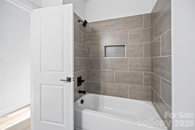 605 E Robinson Street, Dallas, NC 28034