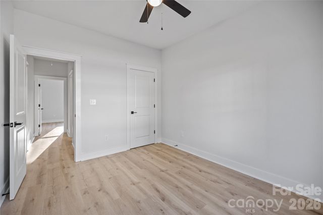 605 E Robinson Street, Dallas, NC 28034