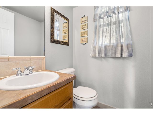 1737 69th Ave, Greeley, CO 80634