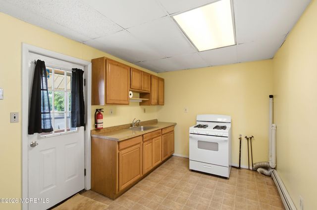 275 Laurence Parkway A, South Amboy, NJ 08879