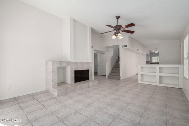 3025 E WOODLAND Drive, Phoenix, AZ 85048