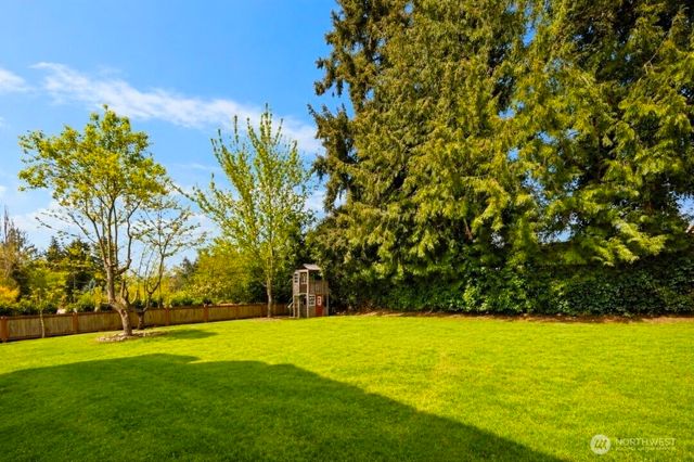 11102 126th Avenue NE, Kirkland, WA 98033