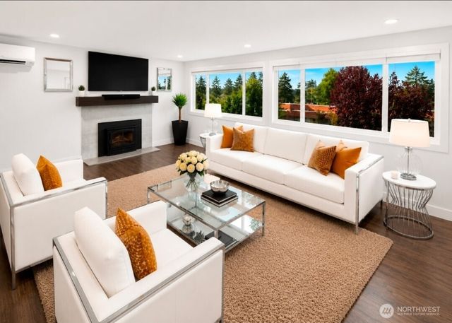 11102 126th Avenue NE, Kirkland, WA 98033