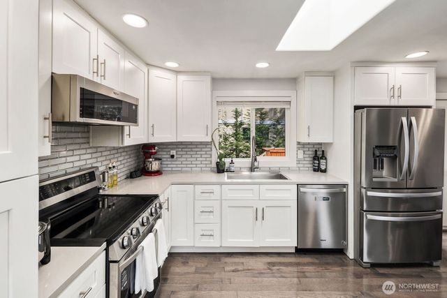 11102 126th Avenue NE, Kirkland, WA 98033