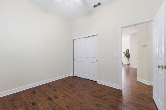 681 Eastbrook Cir, Sacramento, CA 95835