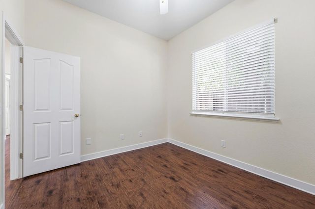 681 Eastbrook Cir, Sacramento, CA 95835