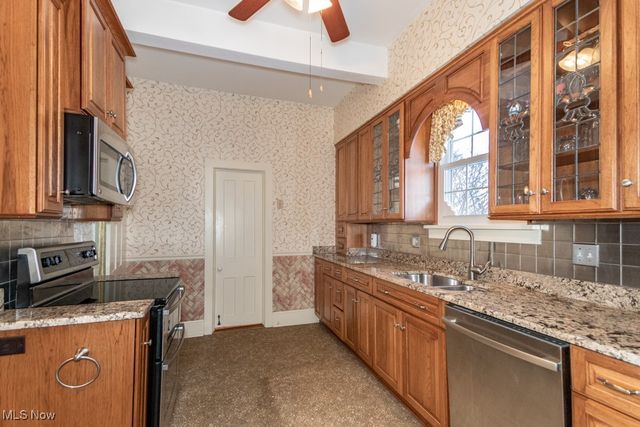 400 North Street, Chardon, OH 44024