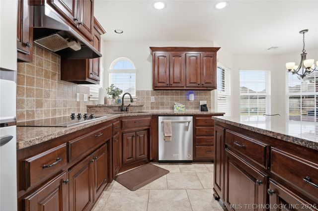 18210 E 47th Street, Tulsa, OK 74134