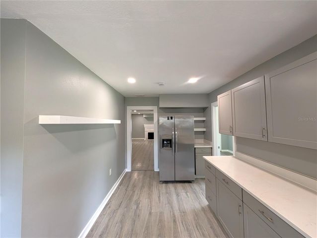 6805 N NAVIN AVENUE, Tampa, FL 33604