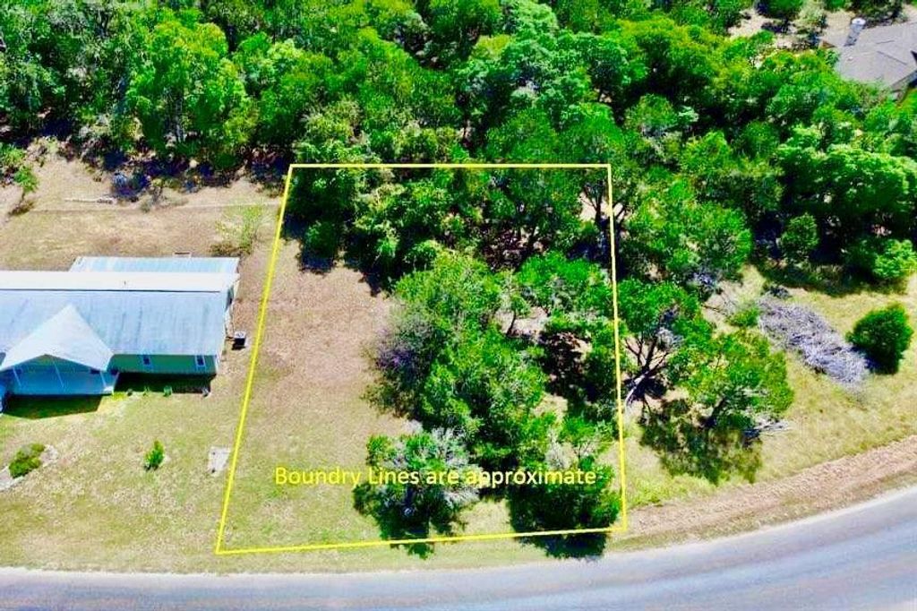 237 Pleasant Valley RD, Wimberley, TX 78676