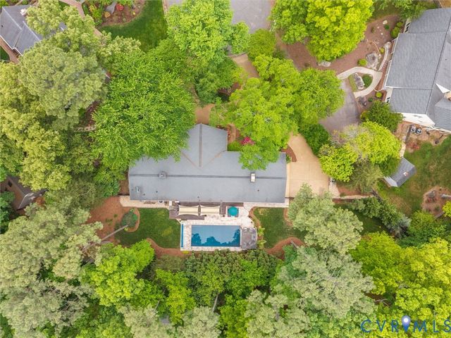 10301 Ashcrest Pl, Henrico, VA 23238
