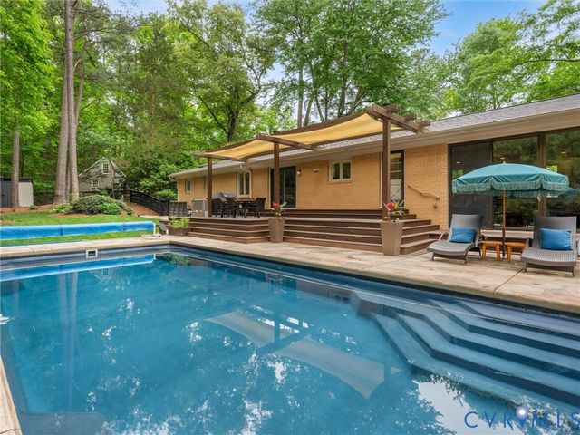 10301 Ashcrest Pl, Henrico, VA 23238