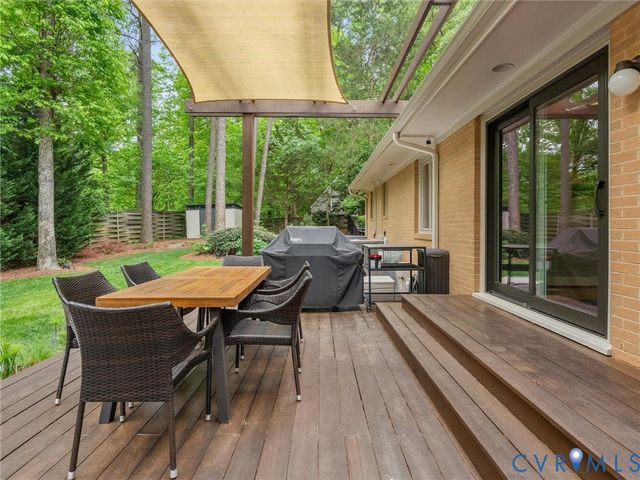 10301 Ashcrest Pl, Henrico, VA 23238