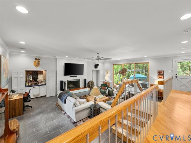 10301 Ashcrest Pl, Henrico, VA 23238