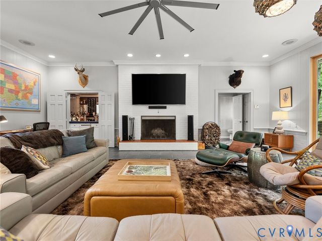 10301 Ashcrest Pl, Henrico, VA 23238