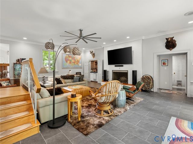 10301 Ashcrest Pl, Henrico, VA 23238