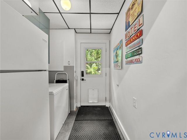10301 Ashcrest Pl, Henrico, VA 23238