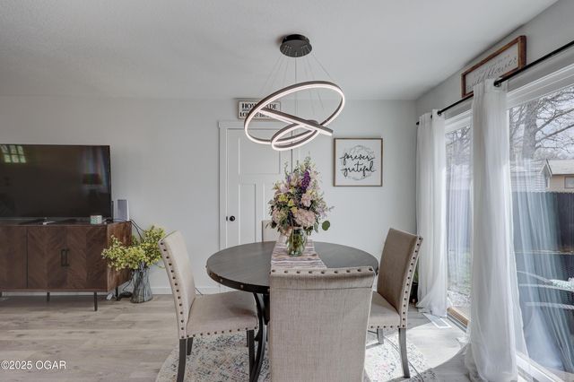 119 W Briarbrook Lane, Carl Junction, MO 64834