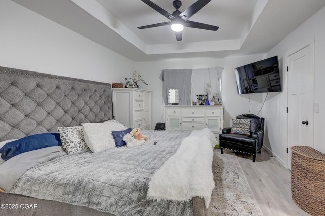 119 W Briarbrook Lane, Carl Junction, MO 64834