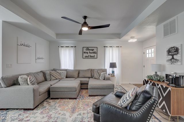 119 W Briarbrook Lane, Carl Junction, MO 64834