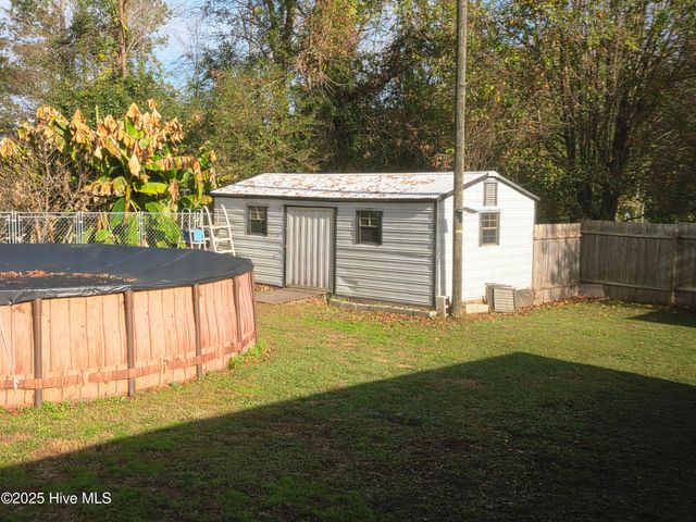 88 Country Club Road, Whiteville, NC 28472