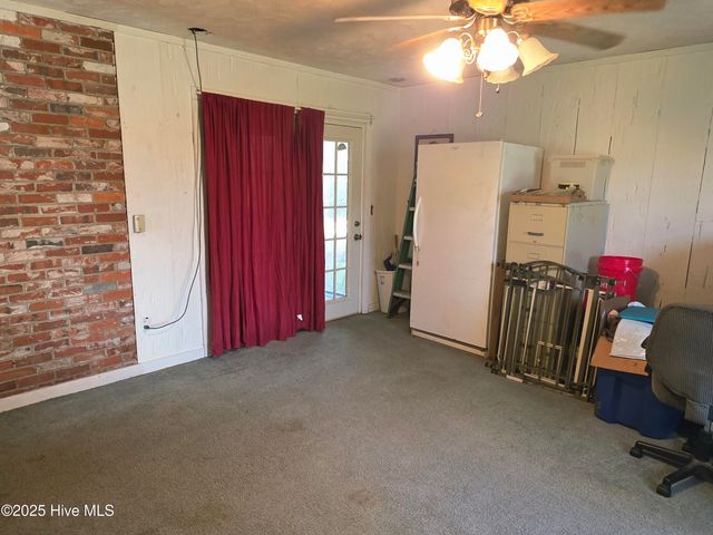 88 Country Club Road, Whiteville, NC 28472