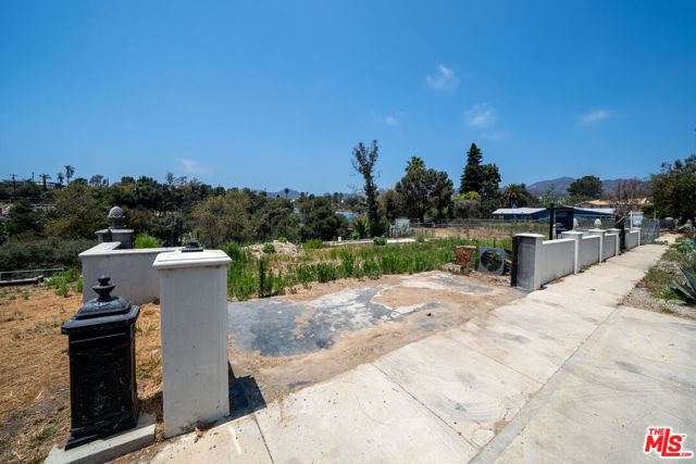 747 Radcliffe Avenue, Pacific Palisades (los Angeles), CA 90272