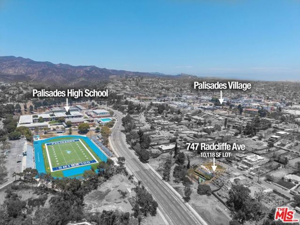 747 Radcliffe Avenue, Pacific Palisades (los Angeles), CA 90272